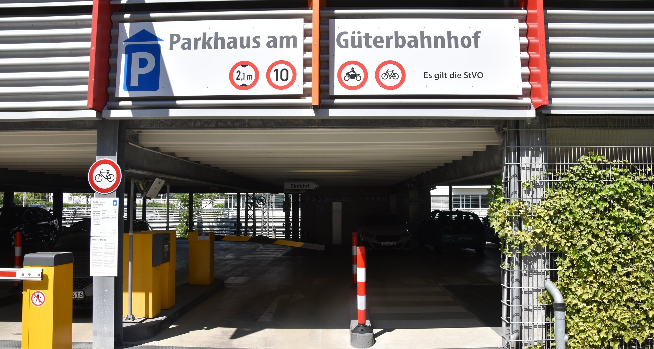 Was Kostet Das Parken Im Parkhaus Am Bahnhof In Gütersloh app.bad-homburg.de